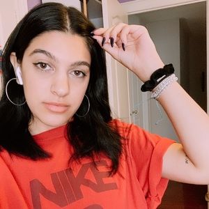 Meet your Posher, Sofia